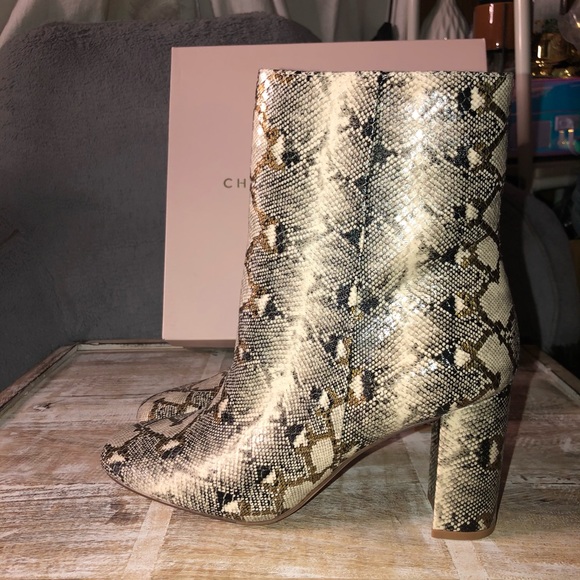 Chinese Laundry Snake Print Booties - Picture 1 of 9